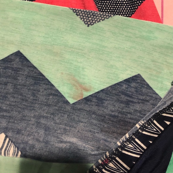 Patterned Zig-Zag Mini Dress - Picture 4 of 5